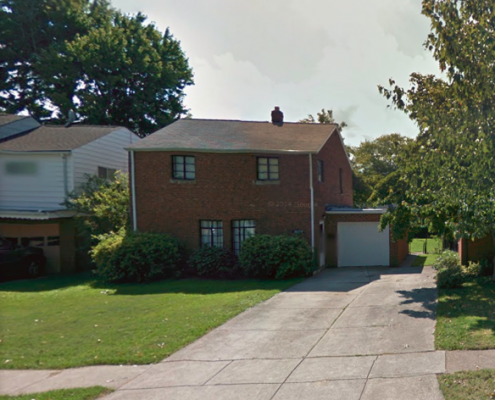 בתים בארצות הברית - בית למכירה בארצות הברית (קליבלנד אוהיו) - שביל גישה לבית