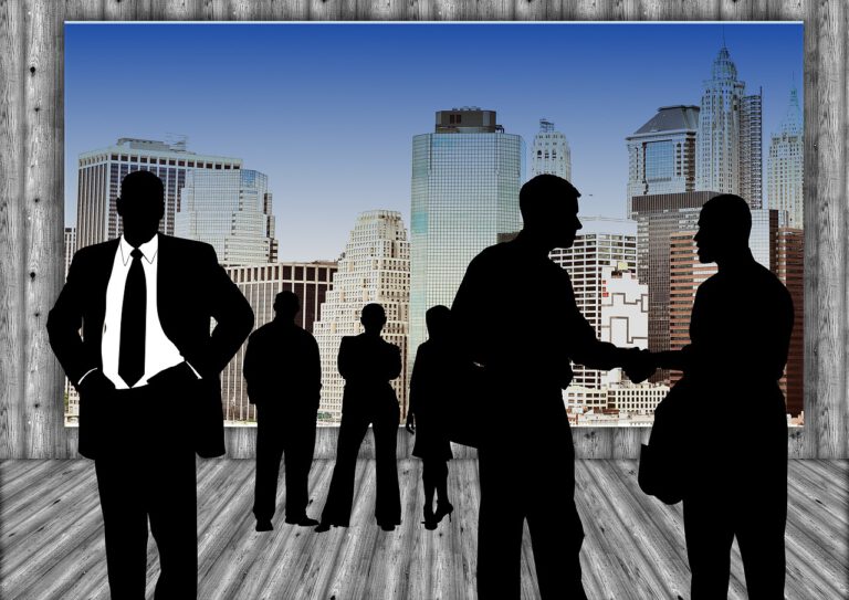 מה ההבדל בין קבוצות רכישה לרכישת נכס באופן פרטי