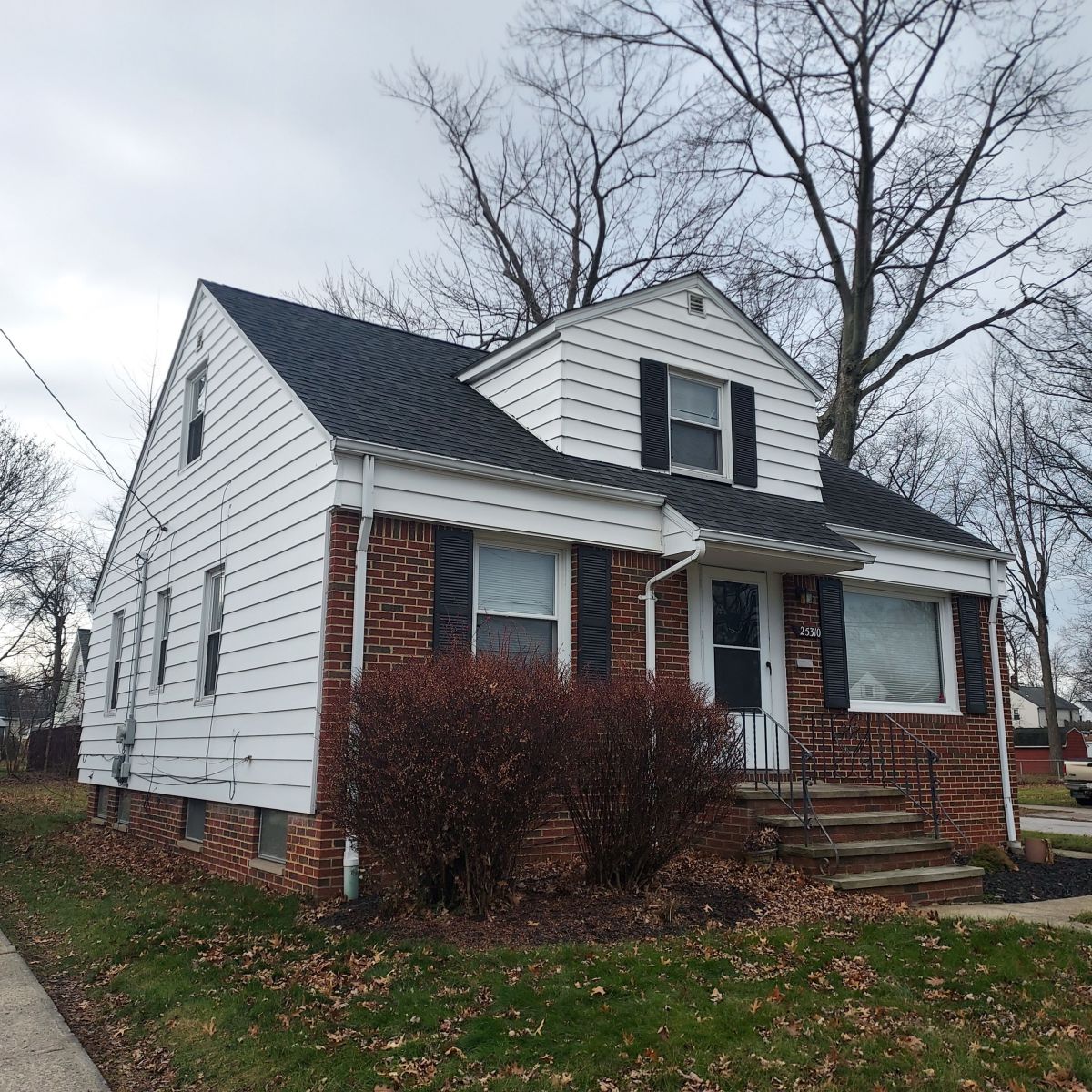 25310 Shoreview Ave, Euclid, OH 44132 נדלניר