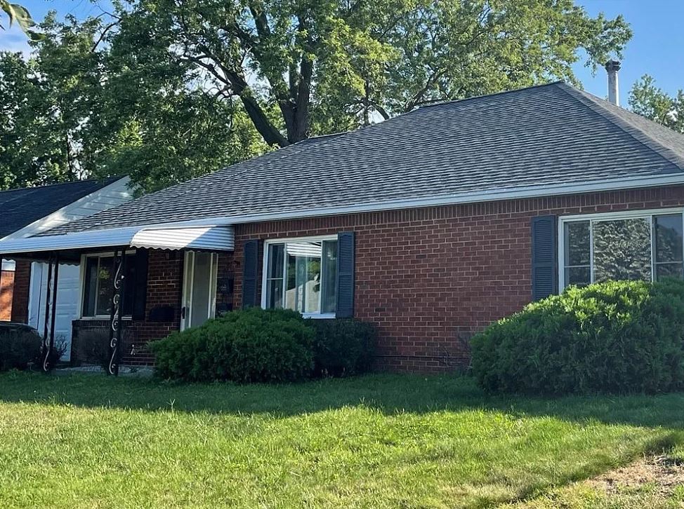 587 Sycamore Dr, Euclid, OH 44132 נדלניר